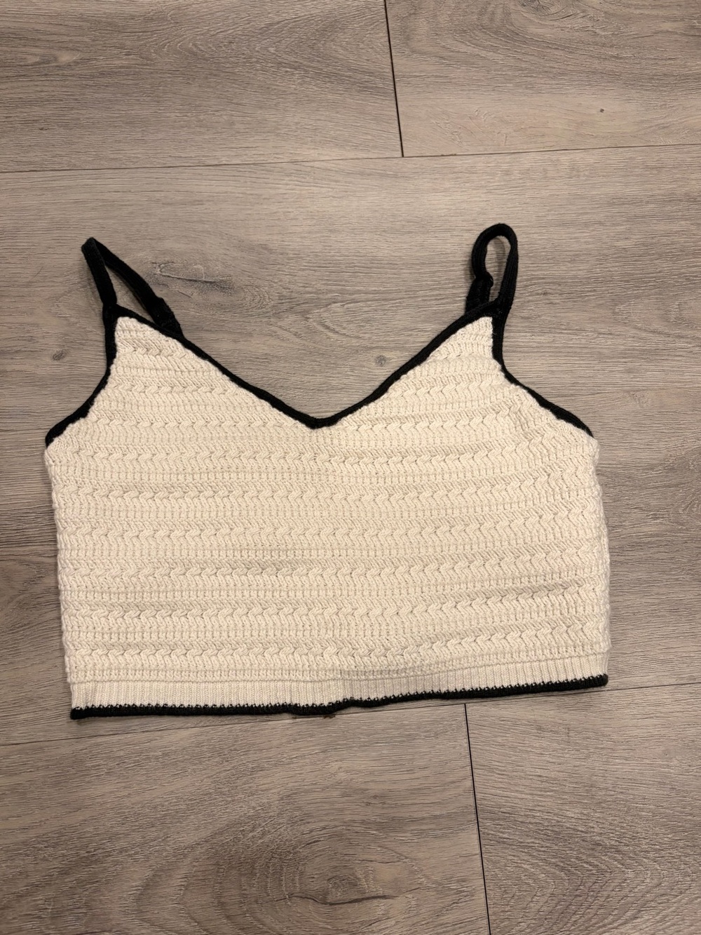 Abercrombie & Fitch Cream Cropped Knit Cami with Black Trim